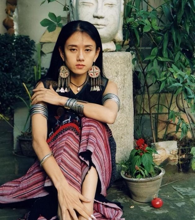 前夫刘淳晴毅然回到身边无儿无女也无妨麻将胡了免费试玩与杨丽萍离婚多年后